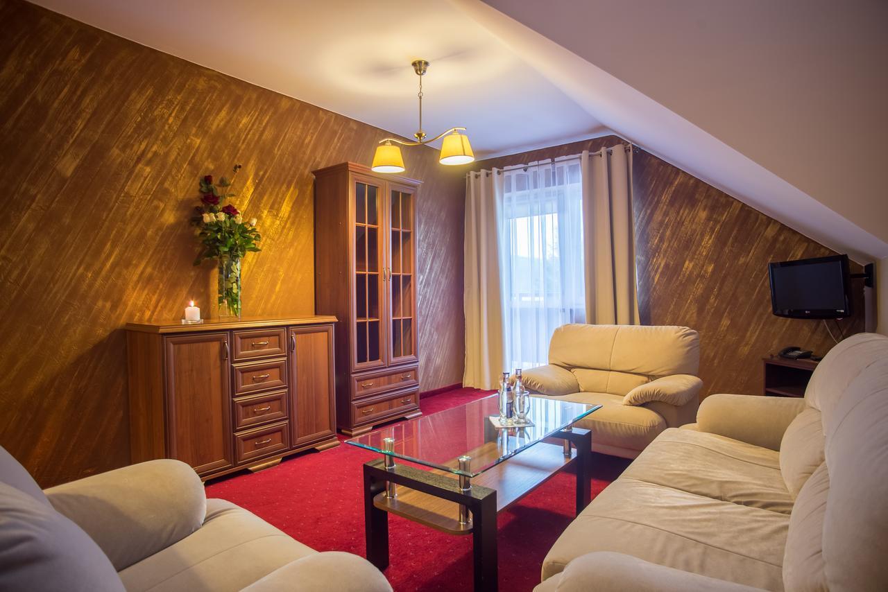 Hotel Karino Spa โปลันชิกค์ ภายนอก รูปภาพ