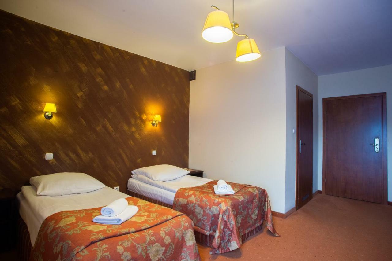 Hotel Karino Spa โปลันชิกค์ ภายนอก รูปภาพ